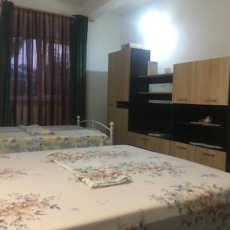 Cazare la mare vila Constanţa Exterior foto